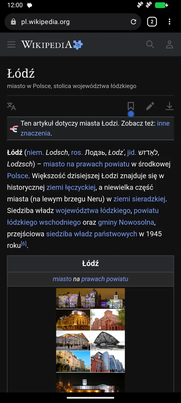Artykuł w Wikipedii w ciemnym motywie